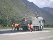SINOTRUCK-Straßenbau-Maschine mit Emulsions-Bitumen-Behälter des Gesamtheits10m3 Behälter-4M3