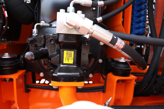 Lonking 6 Tonnen Hydraulischer Minibagger mit 15,4 kW/2400 Rpm Motor und 5900*2000*2600 mm Kompaktem Design