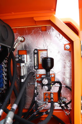 Lonking CDM6060 6 Ton Hydraulic Excavator with 0.5~1.0m³ Bucket Capacity and 15.4kw/2400rpm Power