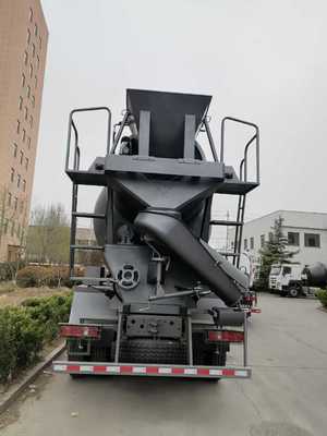 Hocheffizienter 6X4 12 Kubikmeter HOWO Zementmischer-LKW für Beton