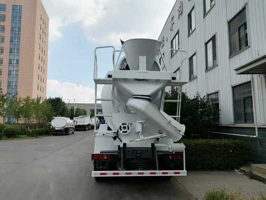 Hocheffizienter 6X4 12 Kubikmeter HOWO Zementmischer-LKW für Beton