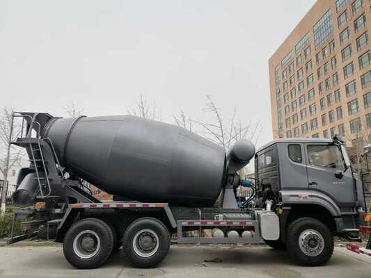 China Hino Sinotruck Shacman Sanyi Schwing Fahrgestell 6m3 8m3 9m3 10m3 12m3 16m3 HOWO Zement Kleinbetonmischer LKW