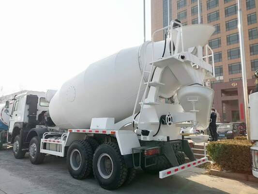 China Hino Sinotruck Shacman Sanyi Schwing Fahrgestell 6m3 8m3 9m3 10m3 12m3 16m3 HOWO Zement Kleinbetonmischer LKW
