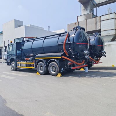 HOWO 15CBM Vakuum-Abwassersauger mit 6*4 Antriebsrad und hydraulischer Toppentladung zur Reinigung von Septiktanks