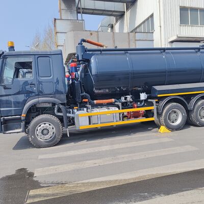 HOWO 15CBM Vakuum-Abwassersauger mit 6*4 Antriebsrad und hydraulischer Toppentladung zur Reinigung von Septiktanks