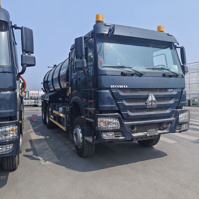 HOWO 15CBM Vakuum-Abwassersauger mit 6*4 Antriebsrad und Dieselkraftstoff zur Reinigung von Septiktanks und zum Transport von Schlamm