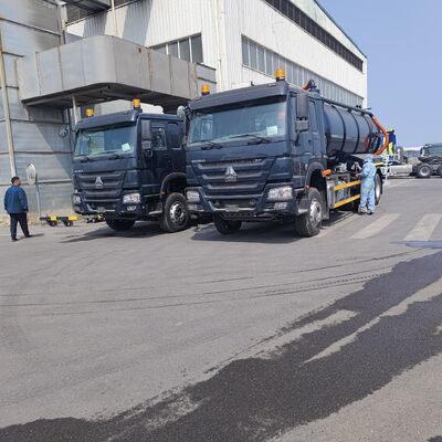 HOWO 15CBM Vakuum-Abwassersauger mit 371 PS und 6×4 Antriebsrad zur Reinigung von Industrieabfällen