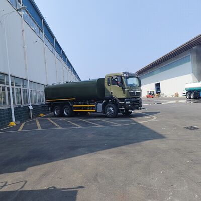HOWO TX 6×4 Wassertankwagen mit 15–20 CBM Kapazität, Hochdruck-Kreiselwasserpumpe und verstärktem Tankkörper für Staubunterdrückung und kommunale Reinigung