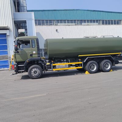 HOWO TX 6×4 Wassertankwagen mit 20T Nutzlast Euro 2 Abgasnorm und 6×4 Antriebsrad für die Straßenreinigung