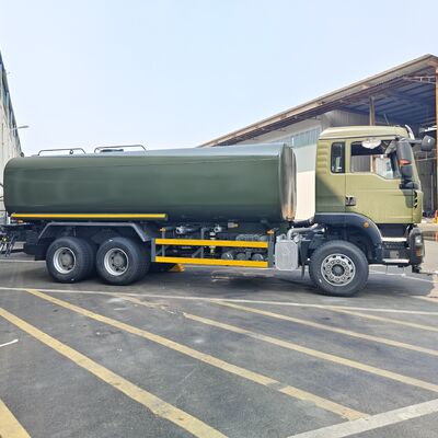 HOWO TX 6×4 Wasserbehälter mit 20 Tonnen Nutzlast und Euro 2-Emissionsstandard für die Straßenstaubbekämpfung und für kommunalen Gebrauch