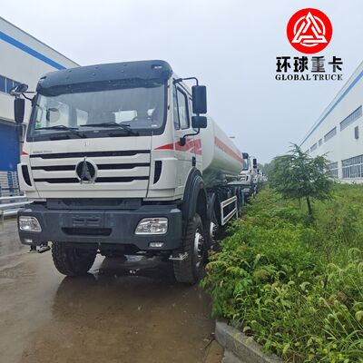 Beiben 8x8 35000L Schwerlastlastkraftstoff Tankwagen für den Dieseltransport im Kongo