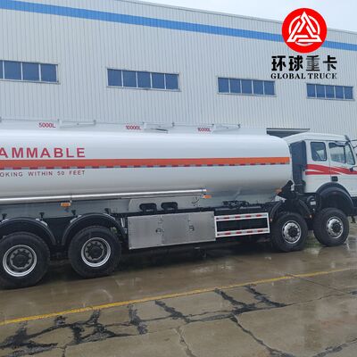 Beiben 8x8 35000L Schwerlast-Treibstoff-Tankwagen für die Bergbauindustrie im Kongo