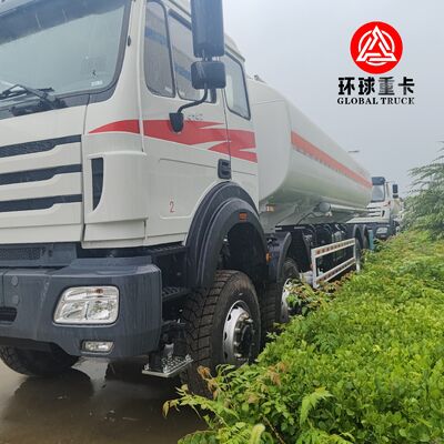 Beiben 8x8 35000L Tankwagen Schwerlast Geländetauglicher Diesel-Tankwagen für den Bergbau im Kongo