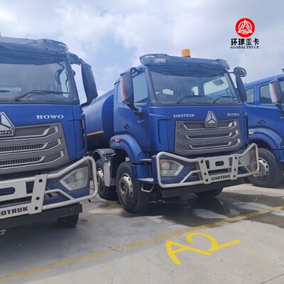 HOWO NX 8x4 30000L Tankwagen Schwerlast-Dieselöltanker für den afrikanischen Markt