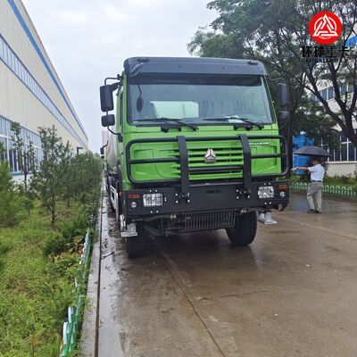 Camion-Citerne de Carburant HOWO TX 8×4 en Aluminium – Fuel Bowser SINOTRUK pour le Sénégal