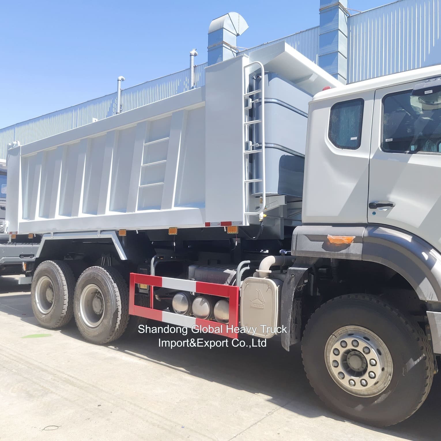 12-Rad-Sinotruck 40-60 Tonnen Gebraucht HOWO 8X4 371HP 375HP 380HP Diesel-LKW Rechtslenken-Dump Truck