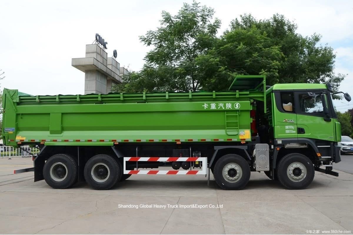 Shacman X3000 8X4 CNG Dump Truck 380 PS LHD Neues