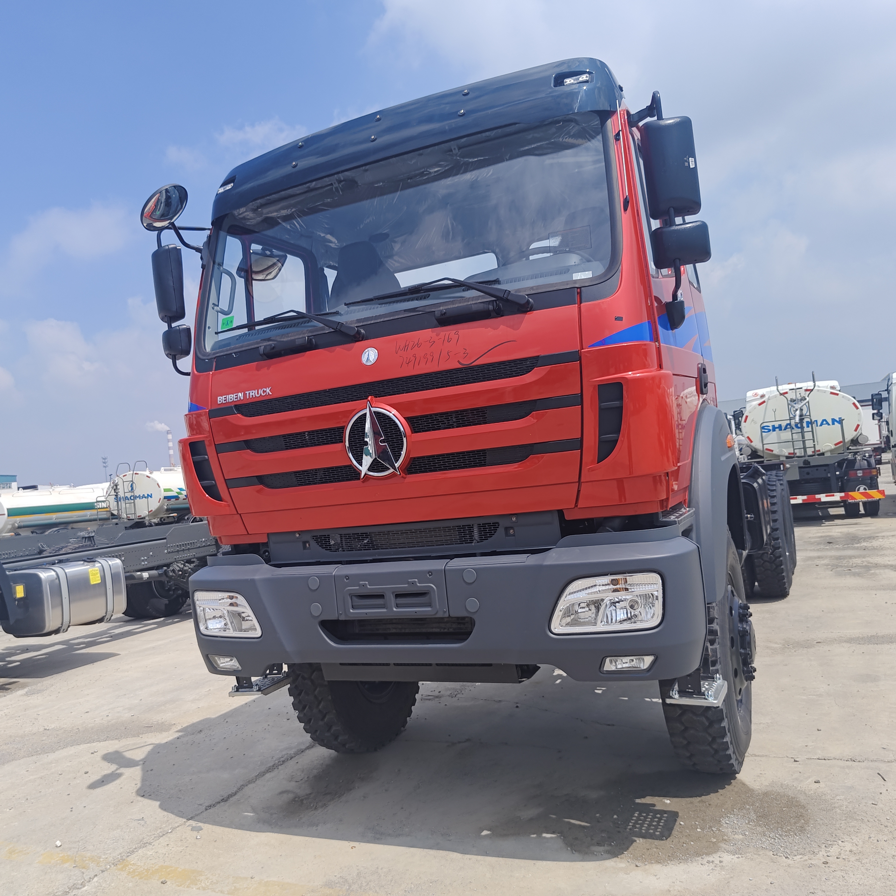 BEIBEN 2648 6×4 schwerer Traktor-Lkw mit 480 PS Weichai-Motor und Mercedes-Benz Technologie-Chassis
