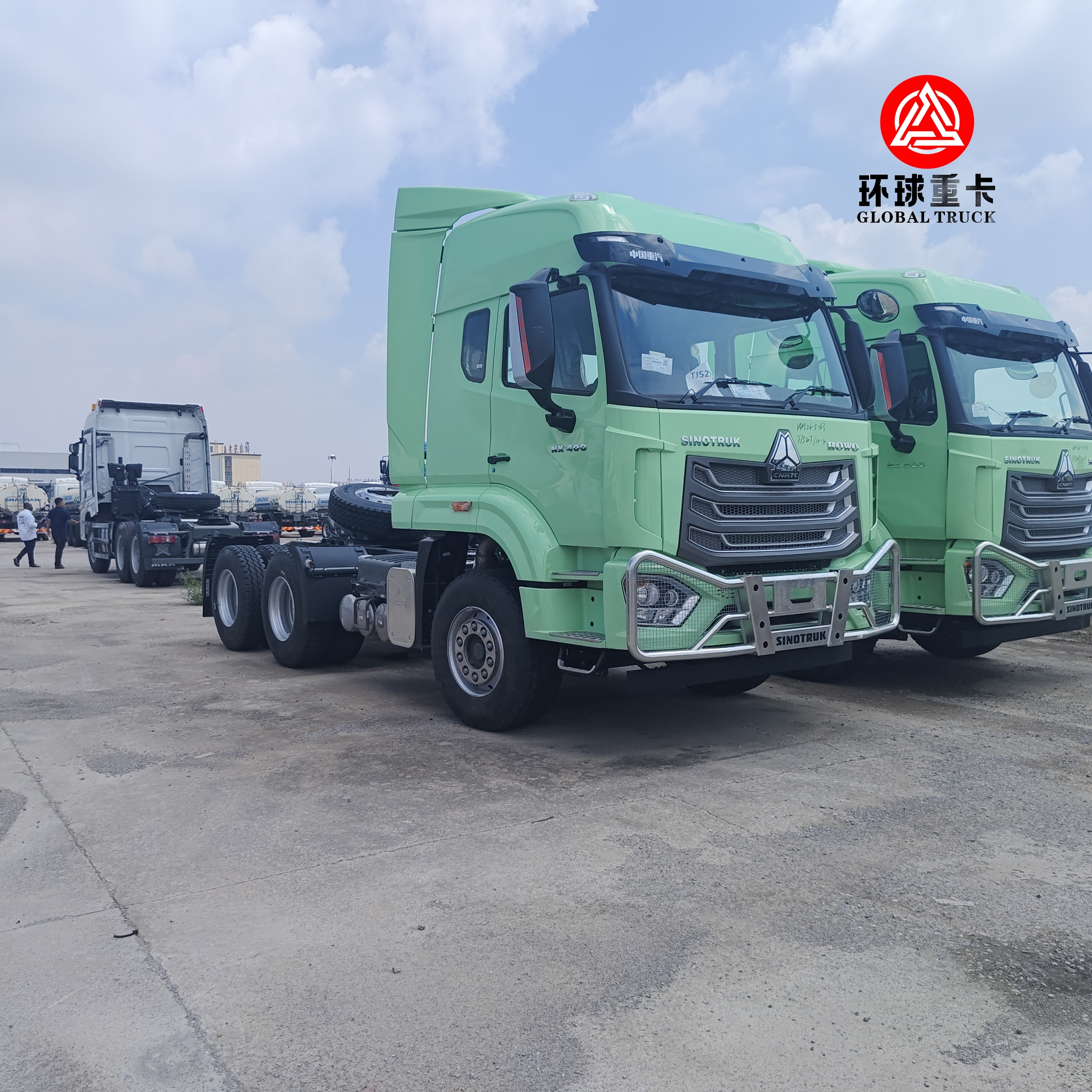 Neuer HOWO NX 6x4 Sattelzugmaschine 430PS Schwerlast-Sattelzugmaschine für den afrikanischen Markt